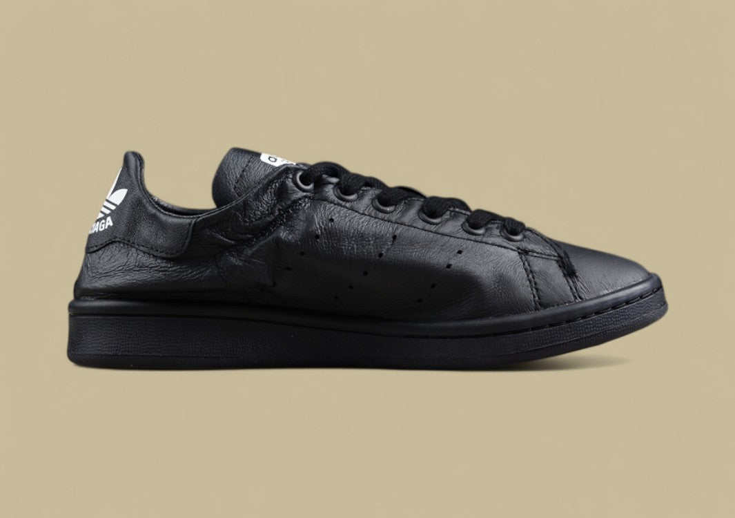 Adidas Stan Smith in Triple Black Leather