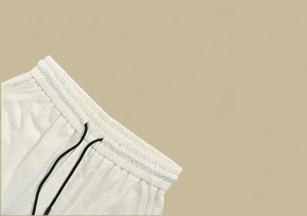 Fendi 24SS Big Double F Logo Flocking Shorts Bold Branding with Textured Luxury