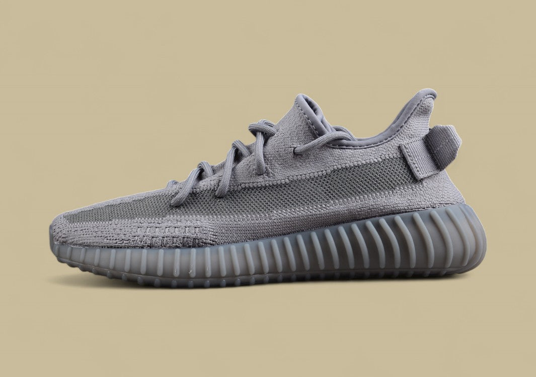 Ad Yeezy 350 Boost V2 Space Ash Space Gray Replica