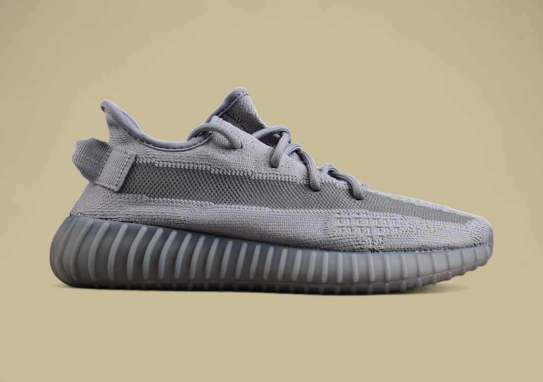 Ad Yeezy 350 Boost V2 Space Ash Space Gray Replica