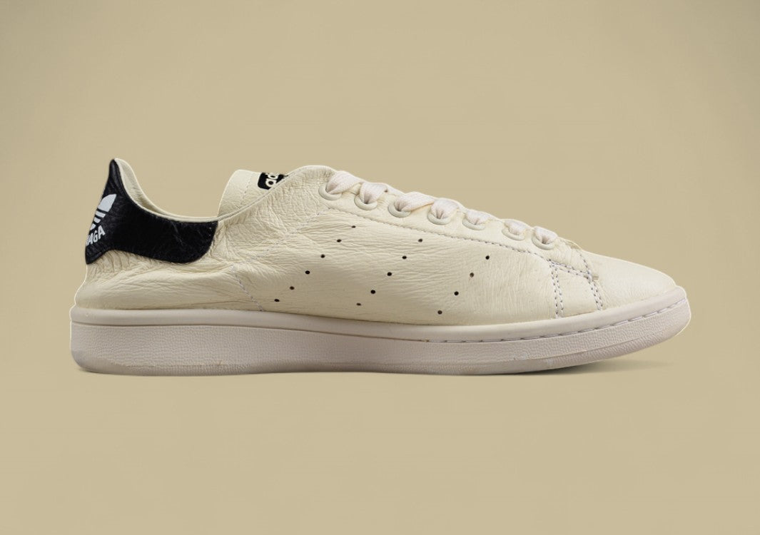 Adidas Stan Smith in Off-White with Black Heel Tab