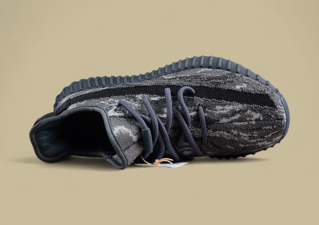 Adidas Yeezy Boost 350 V2 Coconut Black Dragon Kanye West Explosive New Colorway