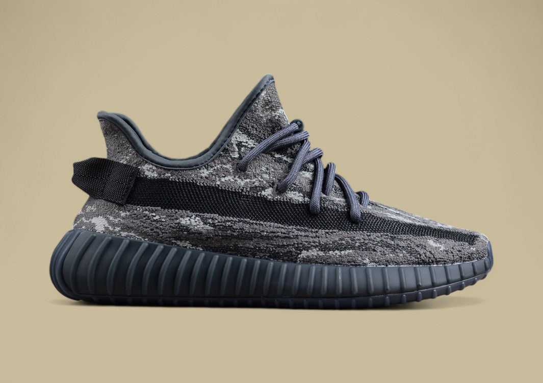 Adidas Yeezy Boost 350 V2 Coconut Black Dragon Kanye West Explosive New Colorway