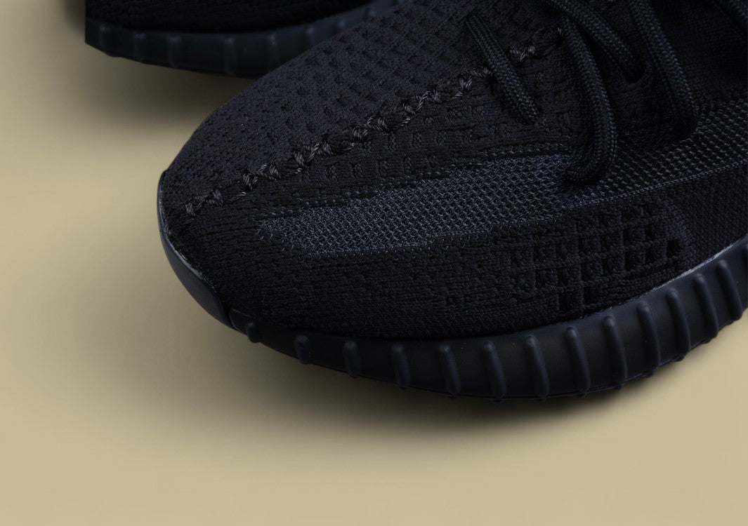 Adidas Yeezy Boost 350 V2 Onyx – Second Generation Black Warrior Colorway