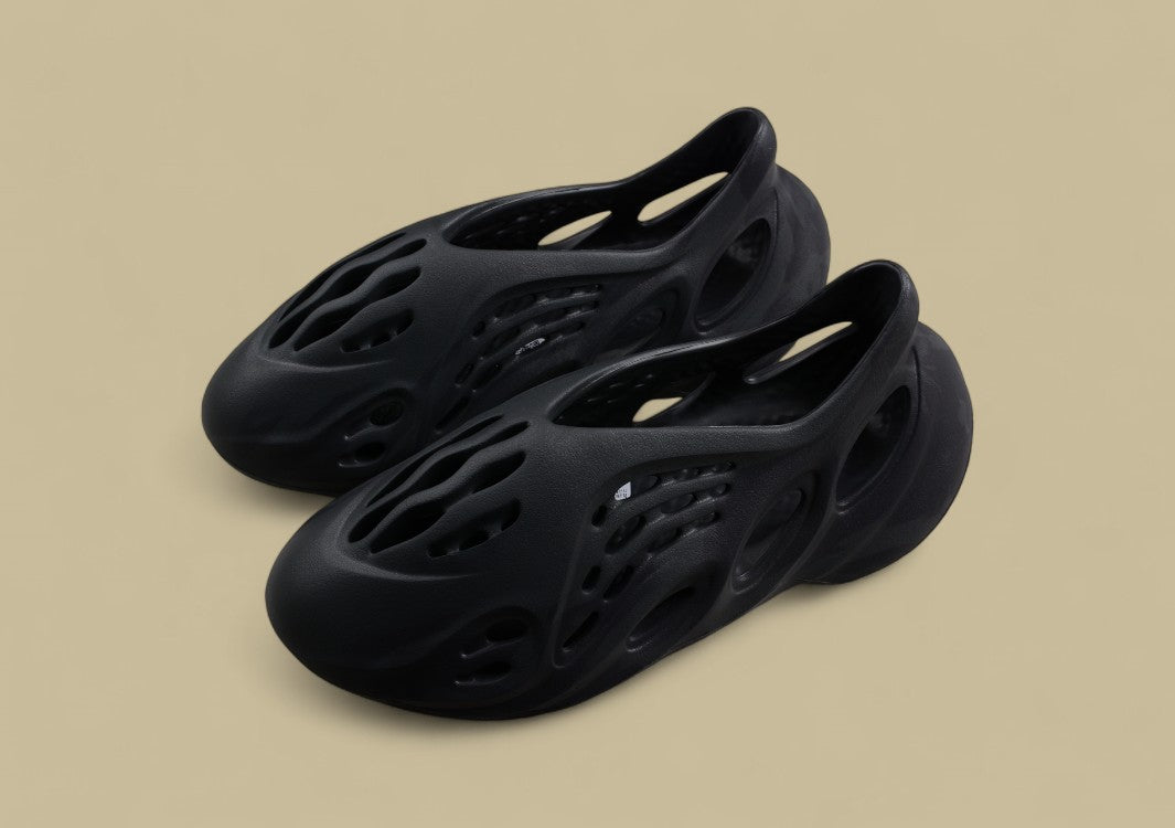 Adidas Yeezy Foam Runner MX Sand Grey Camouflage-inspirierter Slip-On-Sneaker