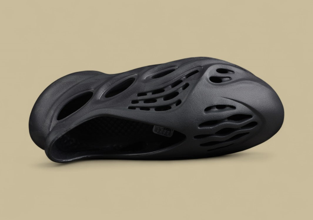 Adidas Yeezy Foam Runner MX Sand Grey Camouflage-inspirierter Slip-On-Sneaker