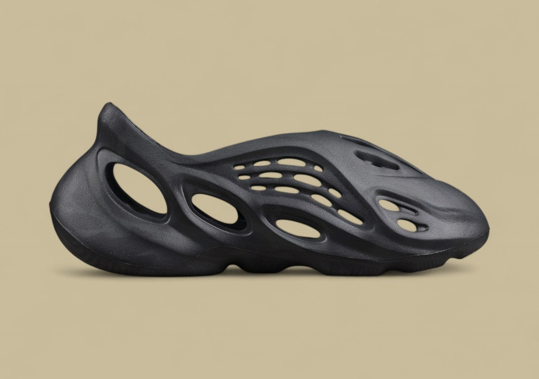 Adidas Yeezy Foam Runner MX Sand Grey Camouflage-inspirierter Slip-On-Sneaker