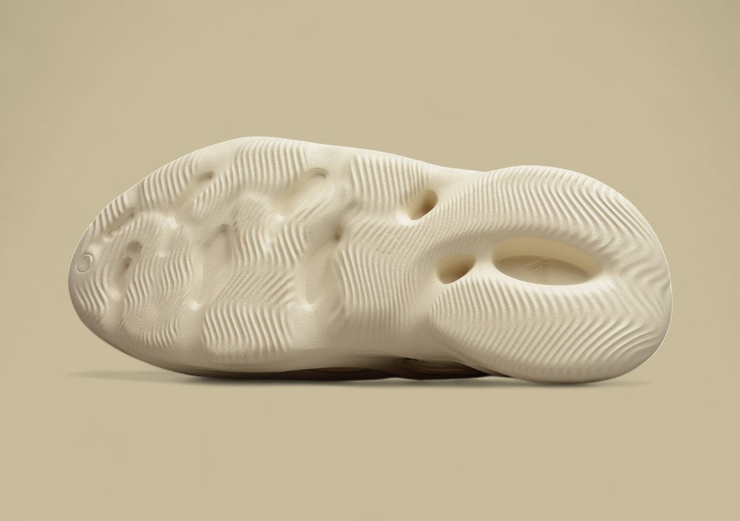 Adidas Yeezy Foam Runner MXT Moon Grey Mixed Tone Design