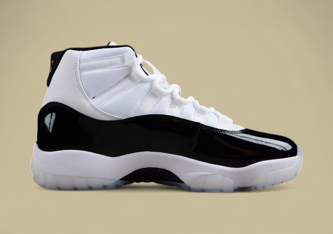 Air Jordan 11 Concord