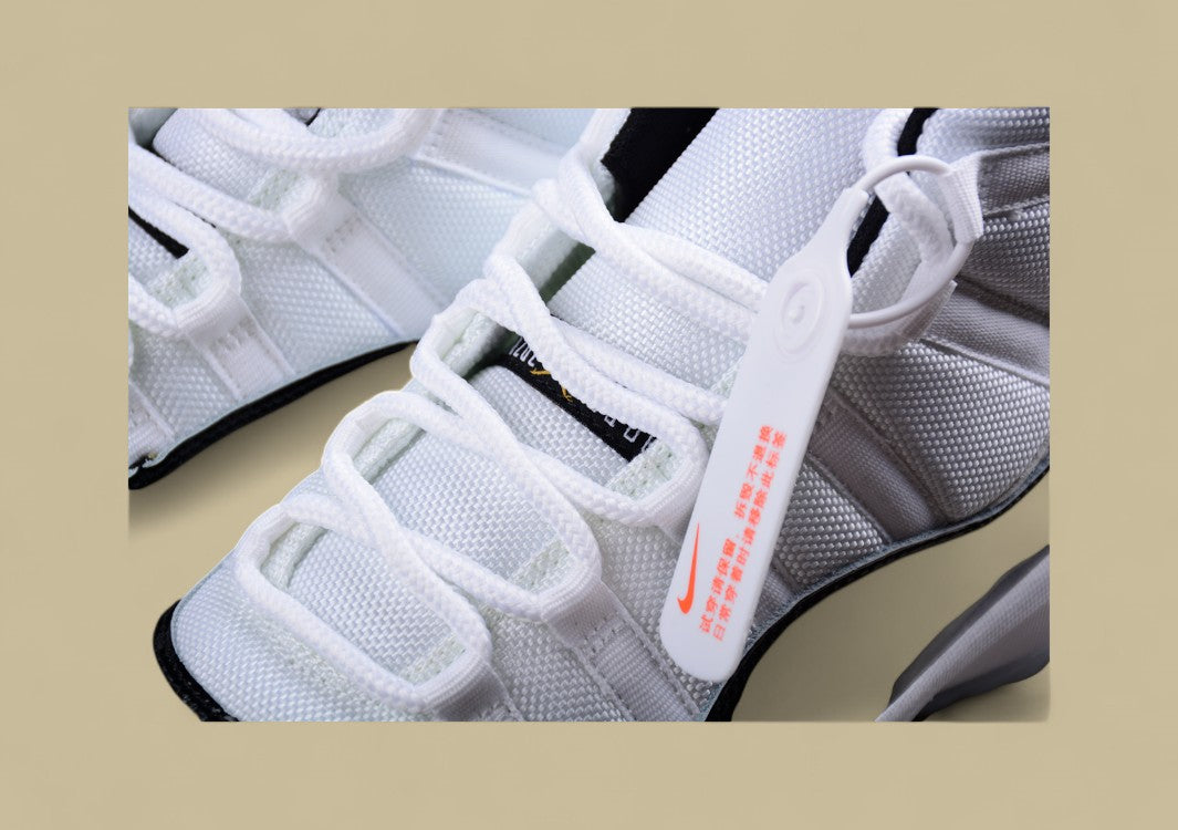 Air Jordan 11 Concord