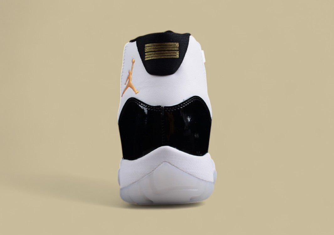 Air Jordan 11 Concord
