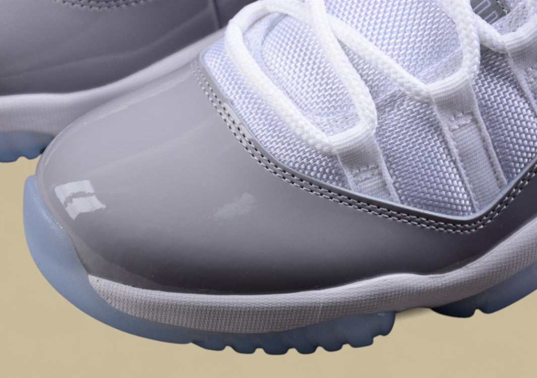 Air Jordan 11 Low "Cement Grey"