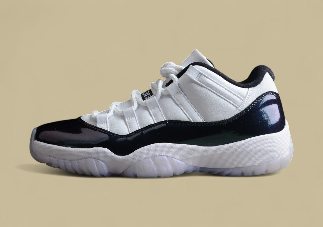 Air Jordan 11 Low " Easter "