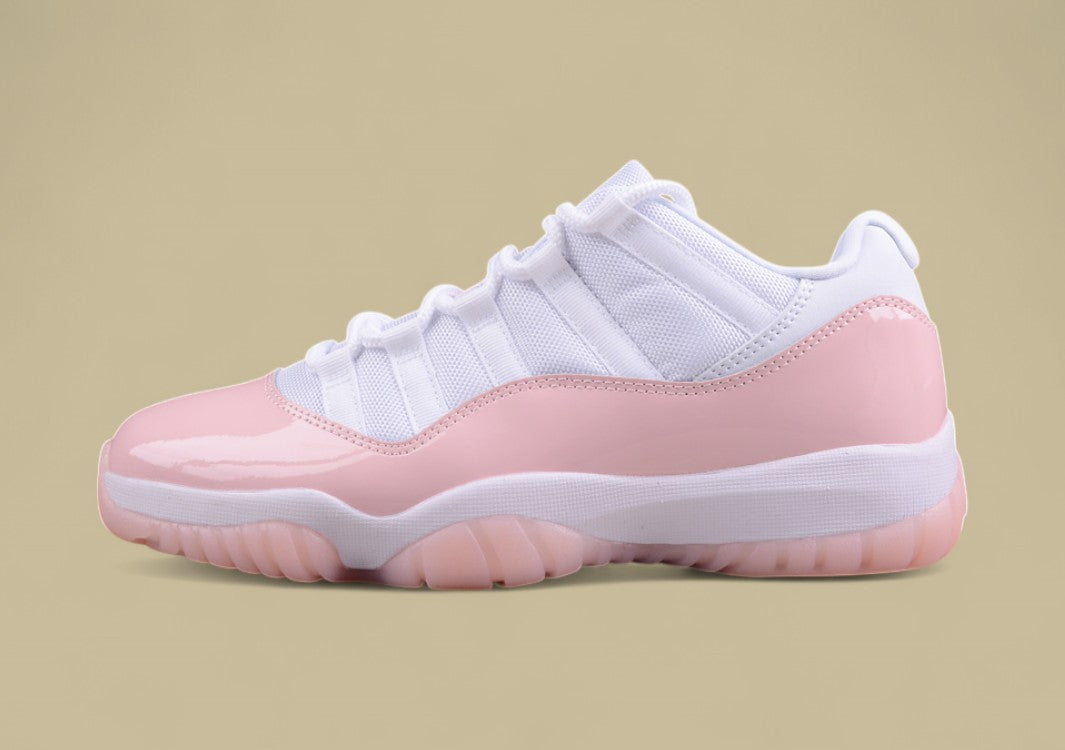 Air Jordan 11 Low "Pure Violet"
