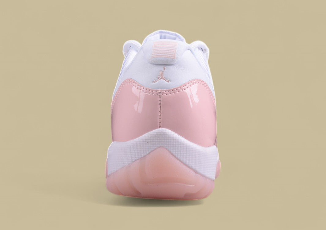 Air Jordan 11 Low "Pure Violet"