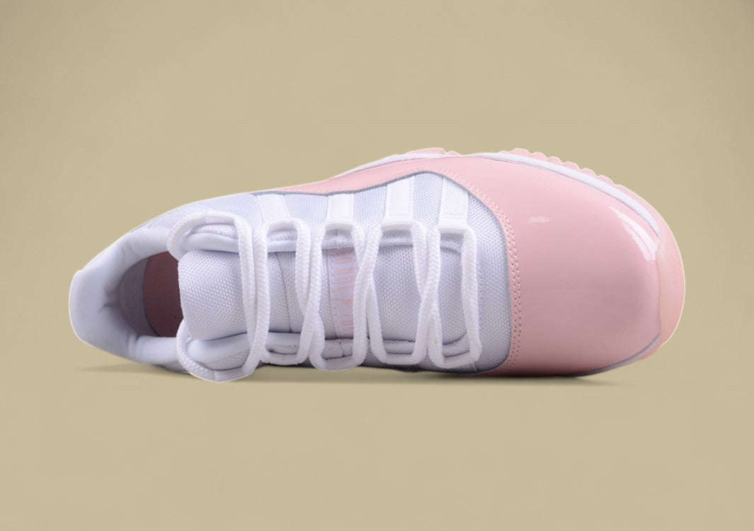 Air Jordan 11 Low "Pure Violet"