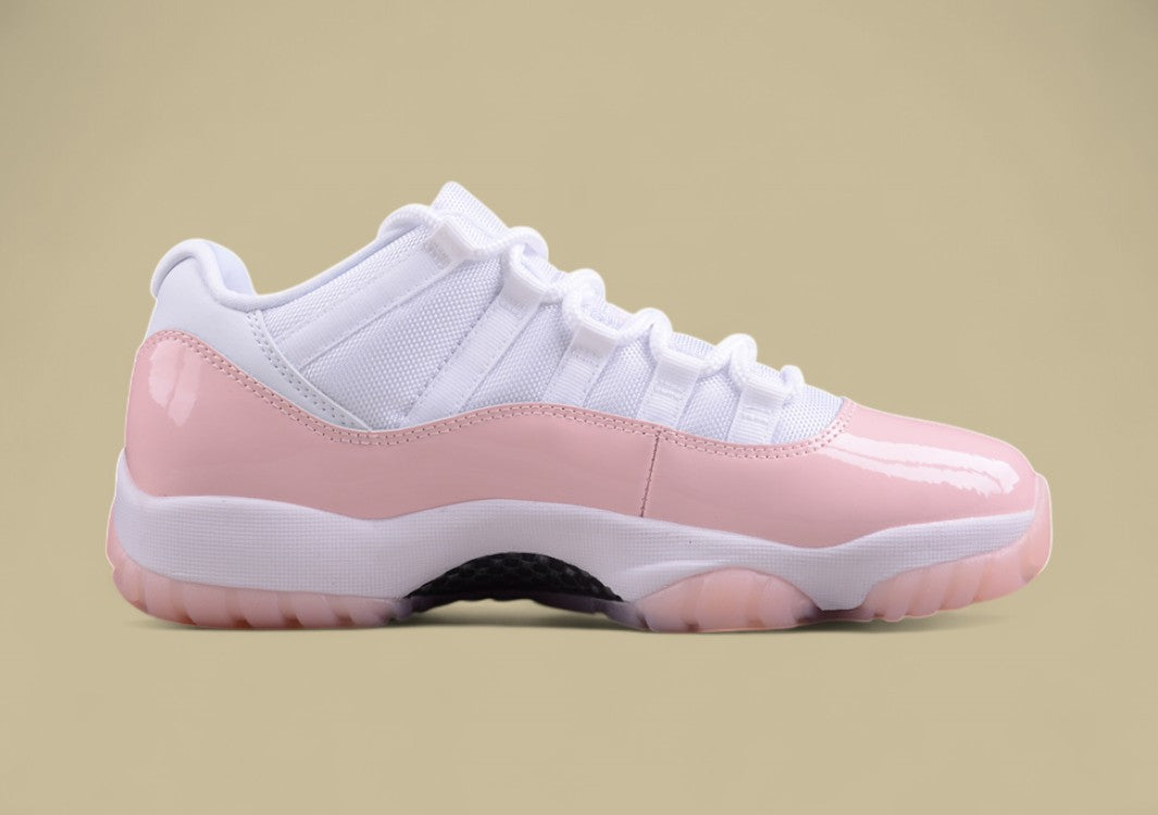 Air Jordan 11 Low "Pure Violet"