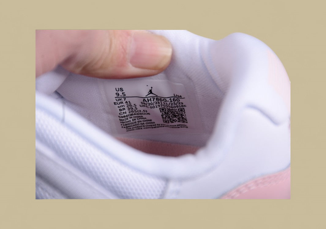 Air Jordan 11 Low "Pure Violet"