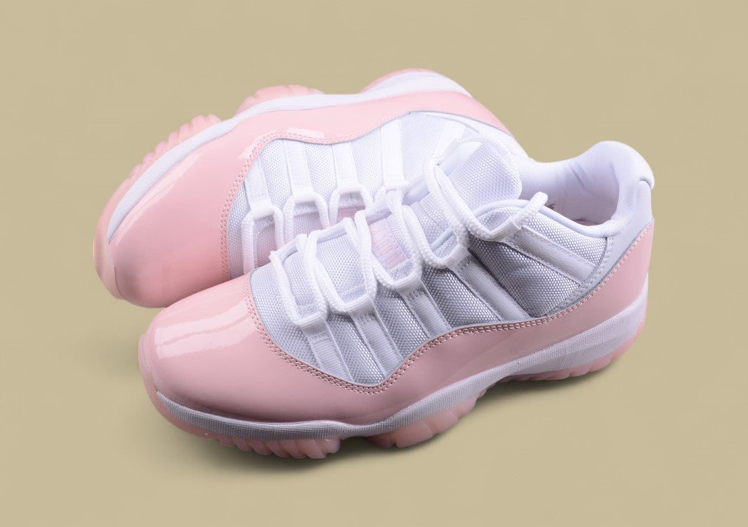 Air Jordan 11 Low "Pure Violet"