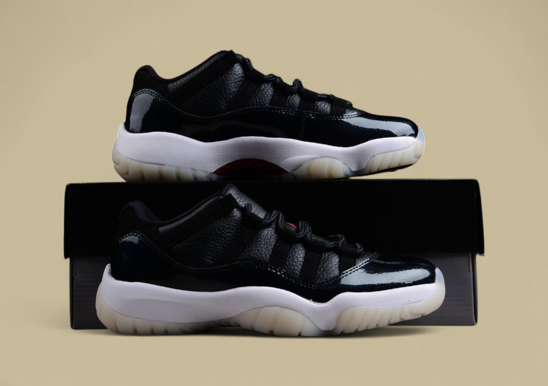 Air Jordan 11 Retro Low "72-10"