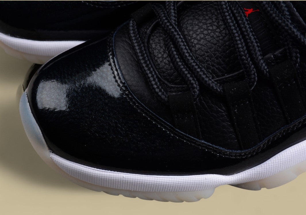 Air Jordan 11 Retro Low "72-10"