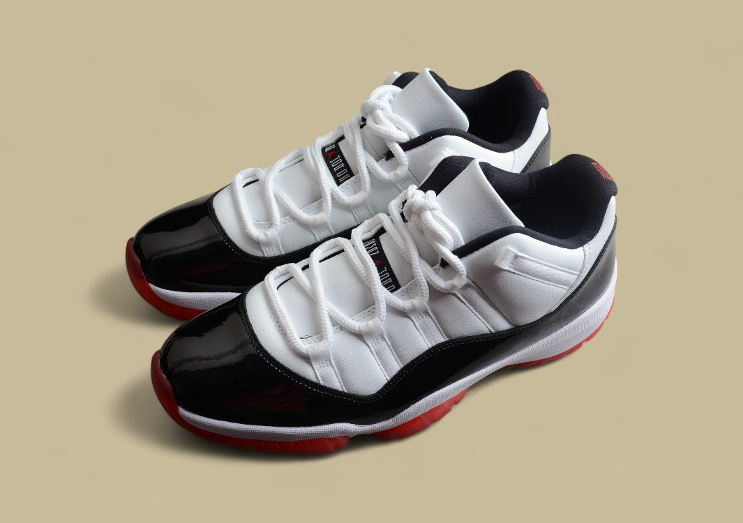 Air Jordan 11 Retro Low "Concord Bred"