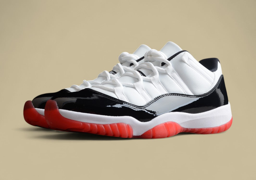 Air Jordan 11 Retro Low "Concord Bred"