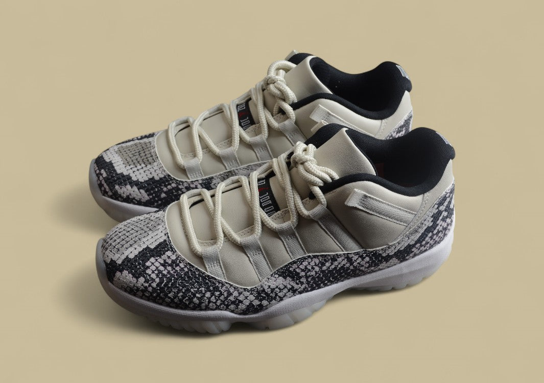 Air Jordan 11 Retro Low " Pure Violet "