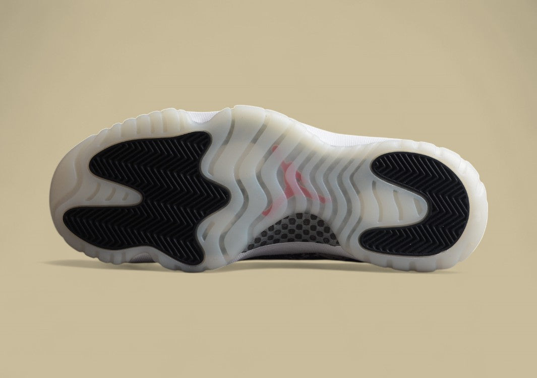 Air Jordan 11 Retro Low " Pure Violet "