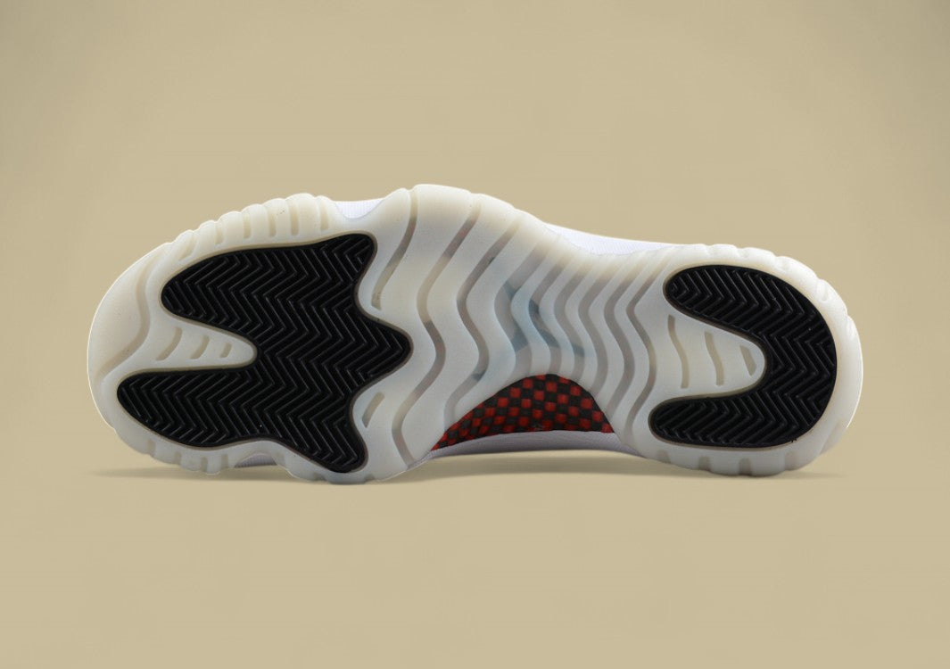 Air Jordan 11 Retro Midnight Navy White