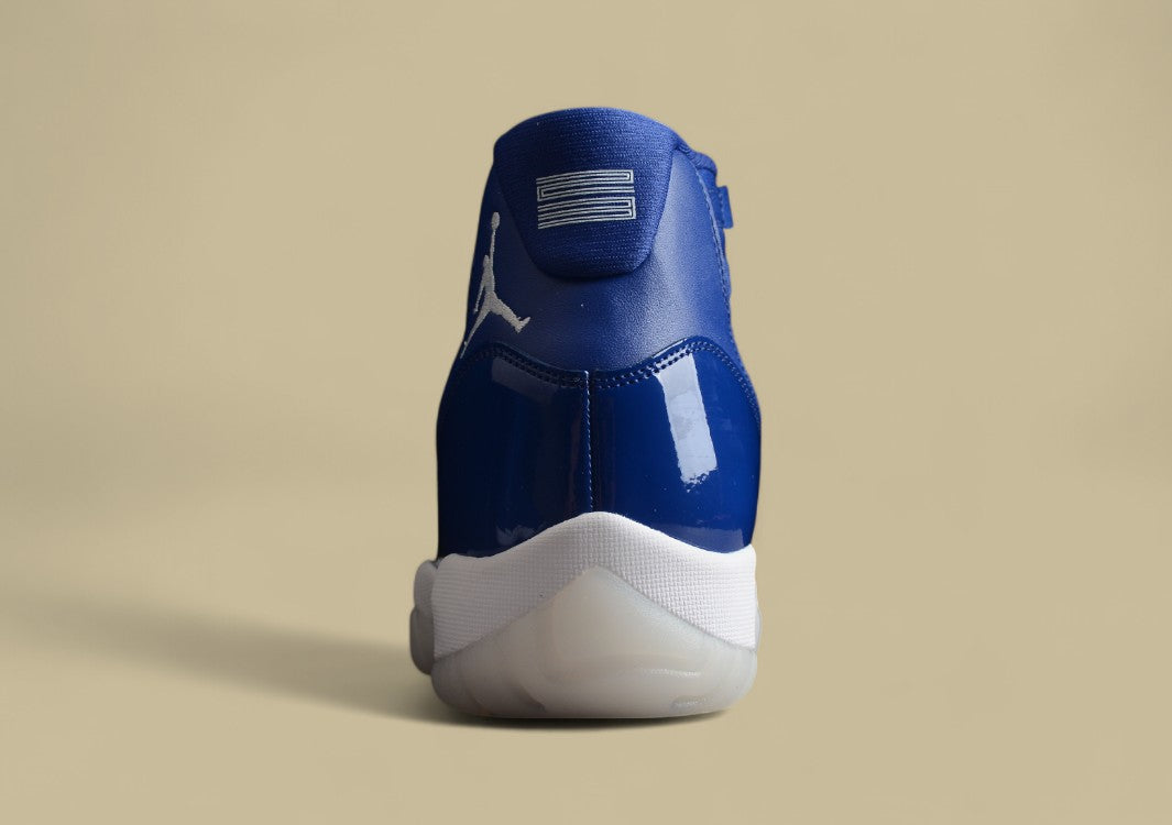 Air Jordan 11 Retro"Midnight Navy White"