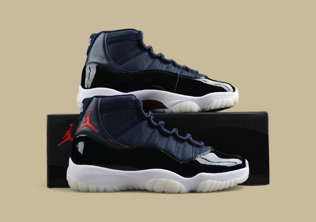 Air Jordan 11 Retro Midnight Navy White