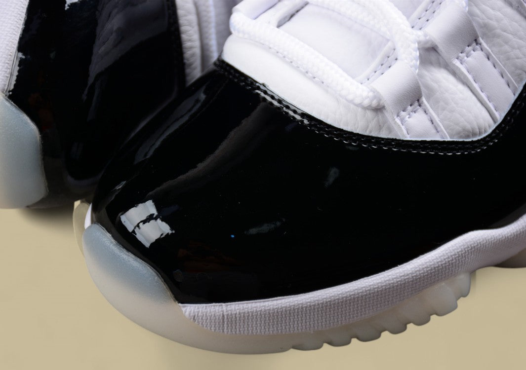 Air Jordan 11 Retro " Neapolitan"