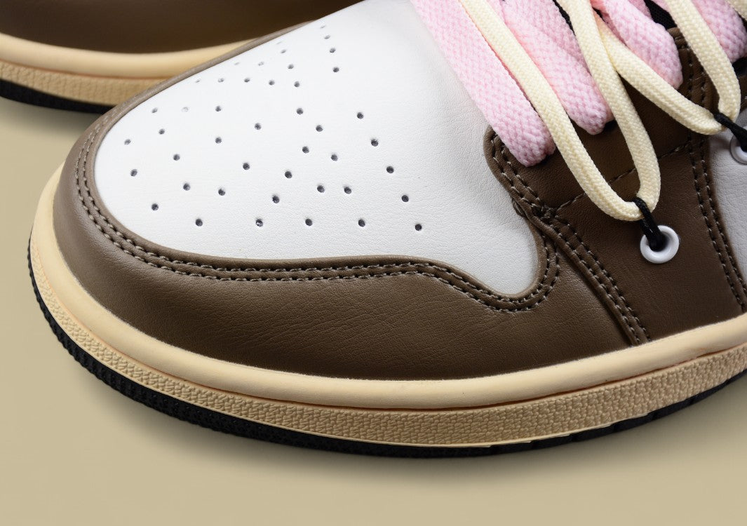 Air Jordan 1 Low Mocha/Black/White