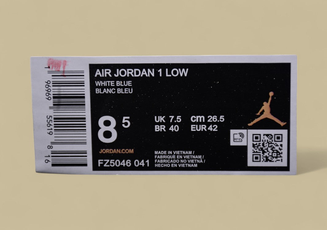 Air Jordan 1 Low SE "Denim Swoosh