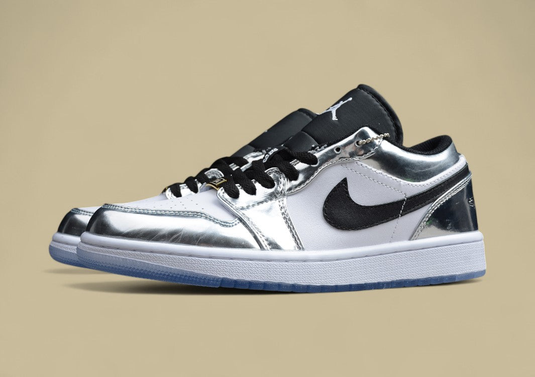 Air Jordan 1 Low SE “Silver Metallic”