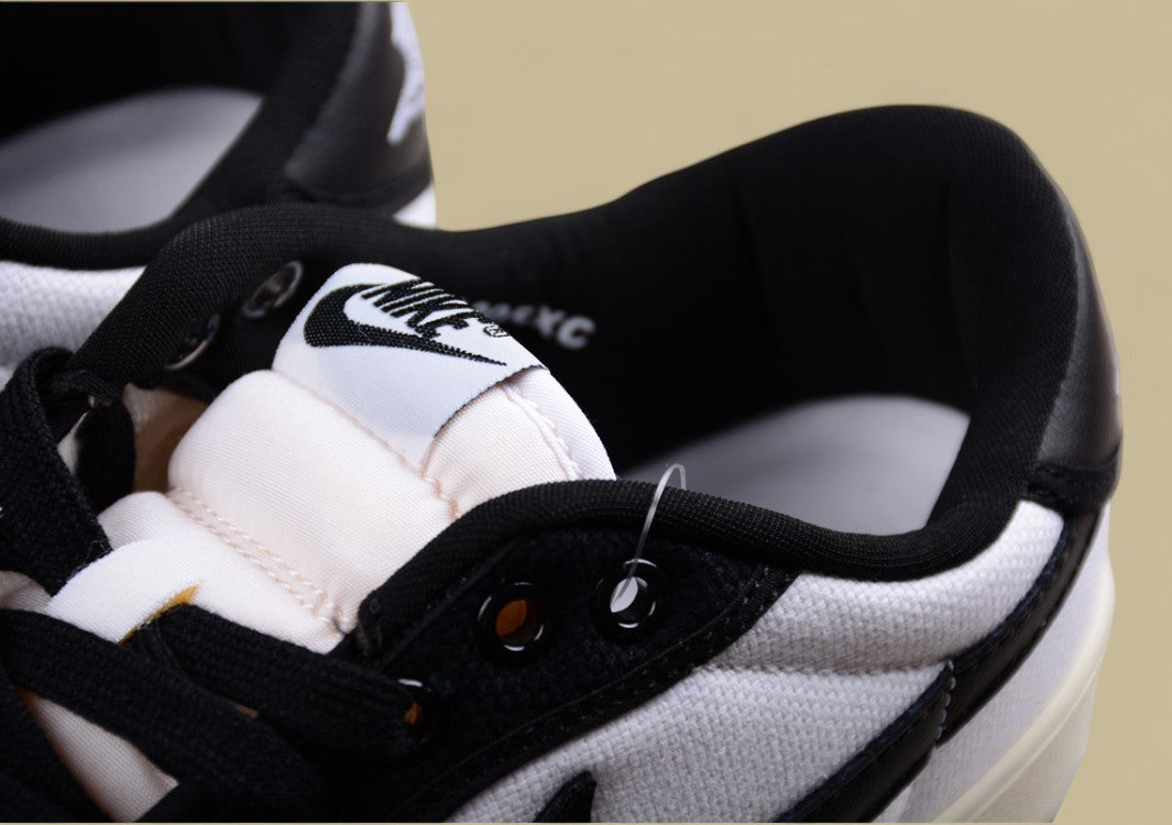 Air Jordan 1 Low Shadow "Panda"