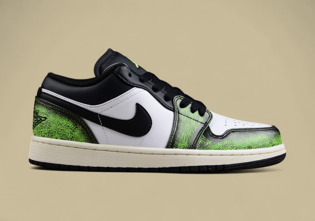 Air Jordan 1 Low "Wear Away" Forest Green