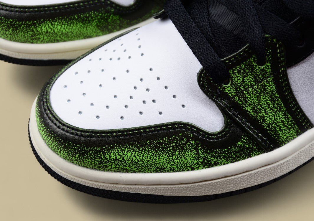 Air Jordan 1 Low X White and Green