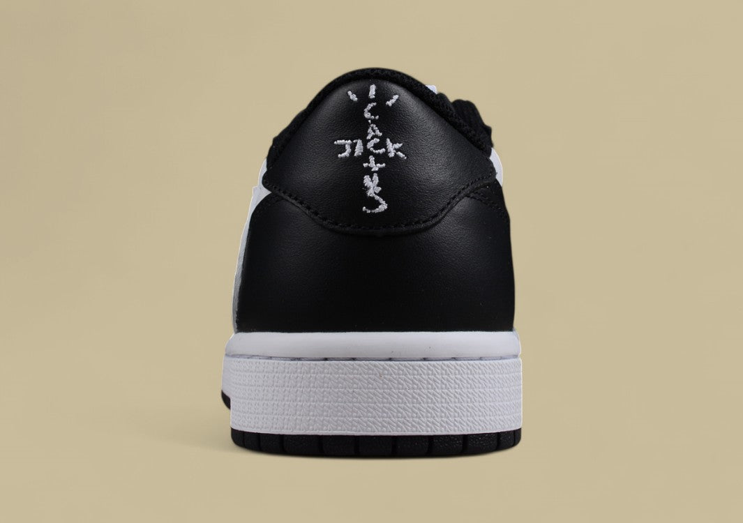Air Jordan 1 Low “Panda” (Black/White)