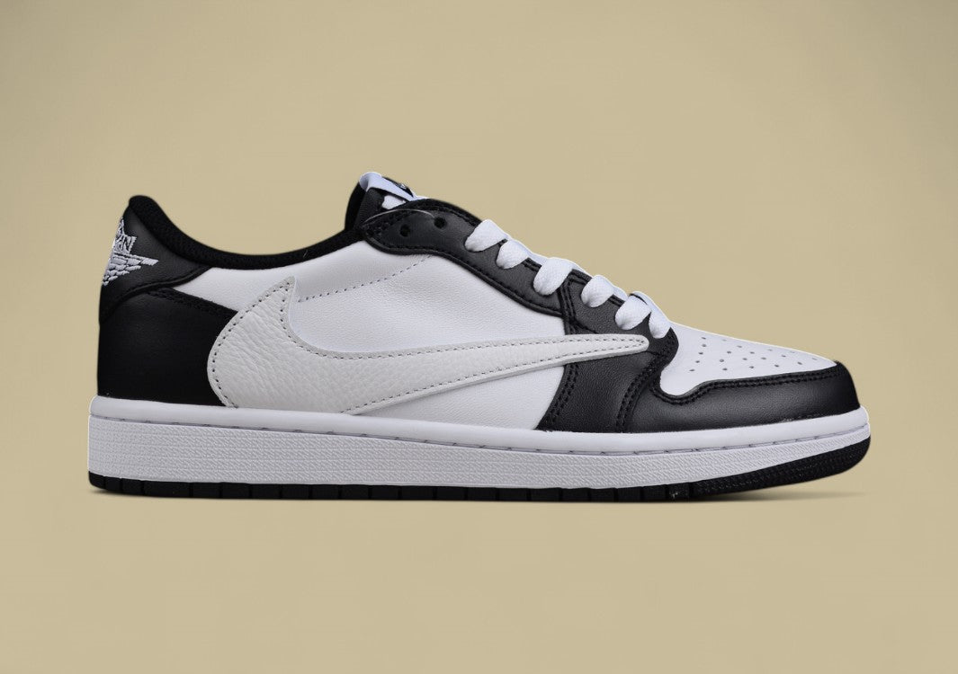 Air Jordan 1 Low “Panda” (Black/White)
