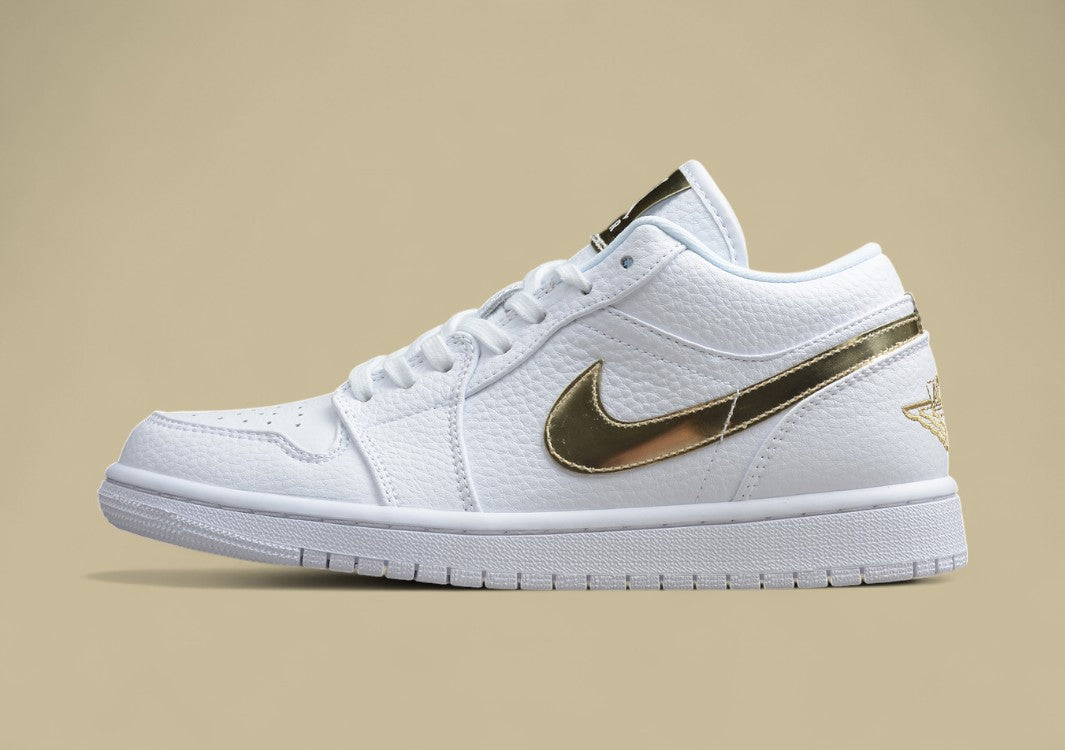 Air Jordan 1 Low “Platinum Gold”