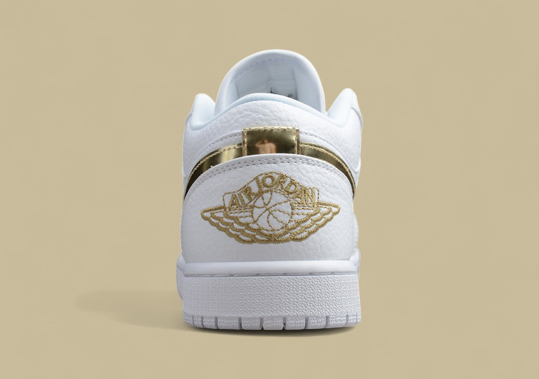 Air Jordan 1 Low “Platinum Gold”