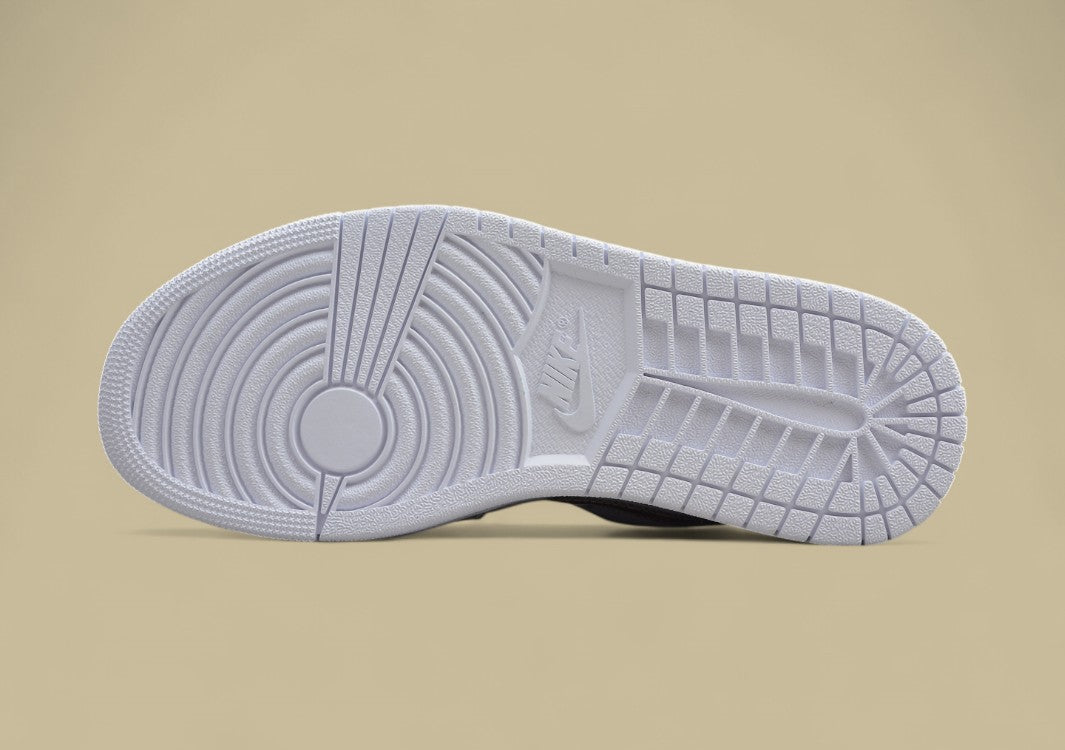 Air Jordan 1 Low “Platinum Gold”