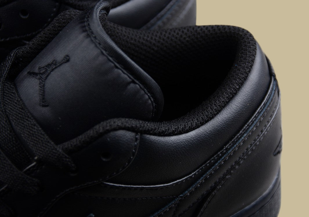 Air Jordan 1 all Black Low-top