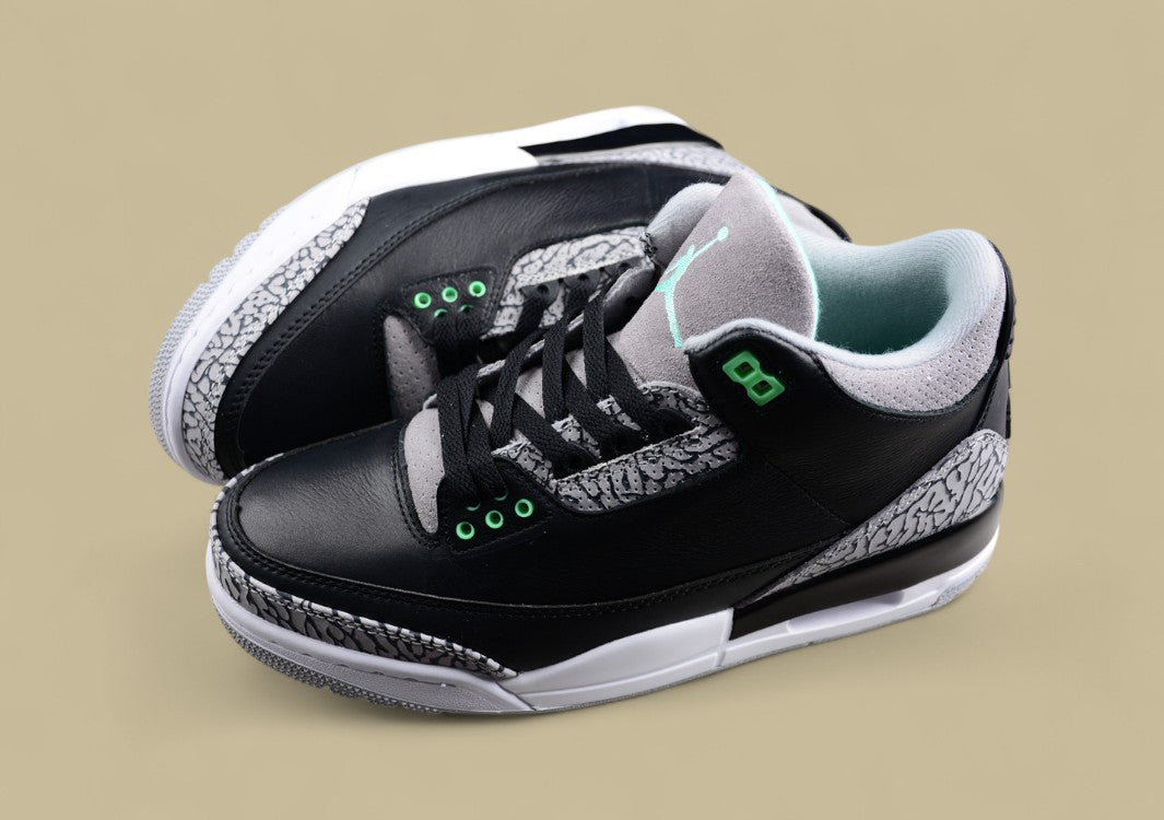 Air Jordan 3 "Green Glow"
