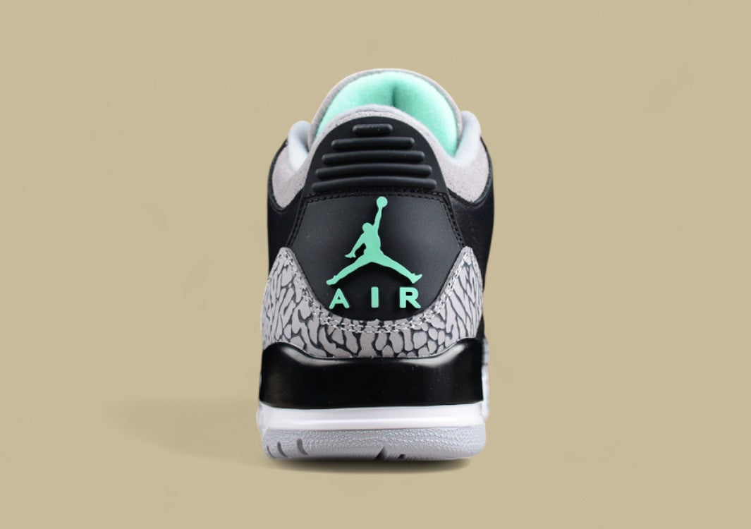 Air Jordan 3 "Green Glow"