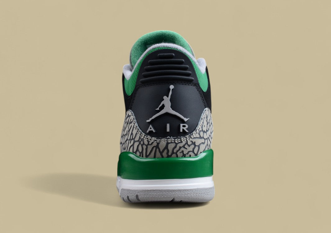 Air Jordan 3 Retro "Racer Blue"