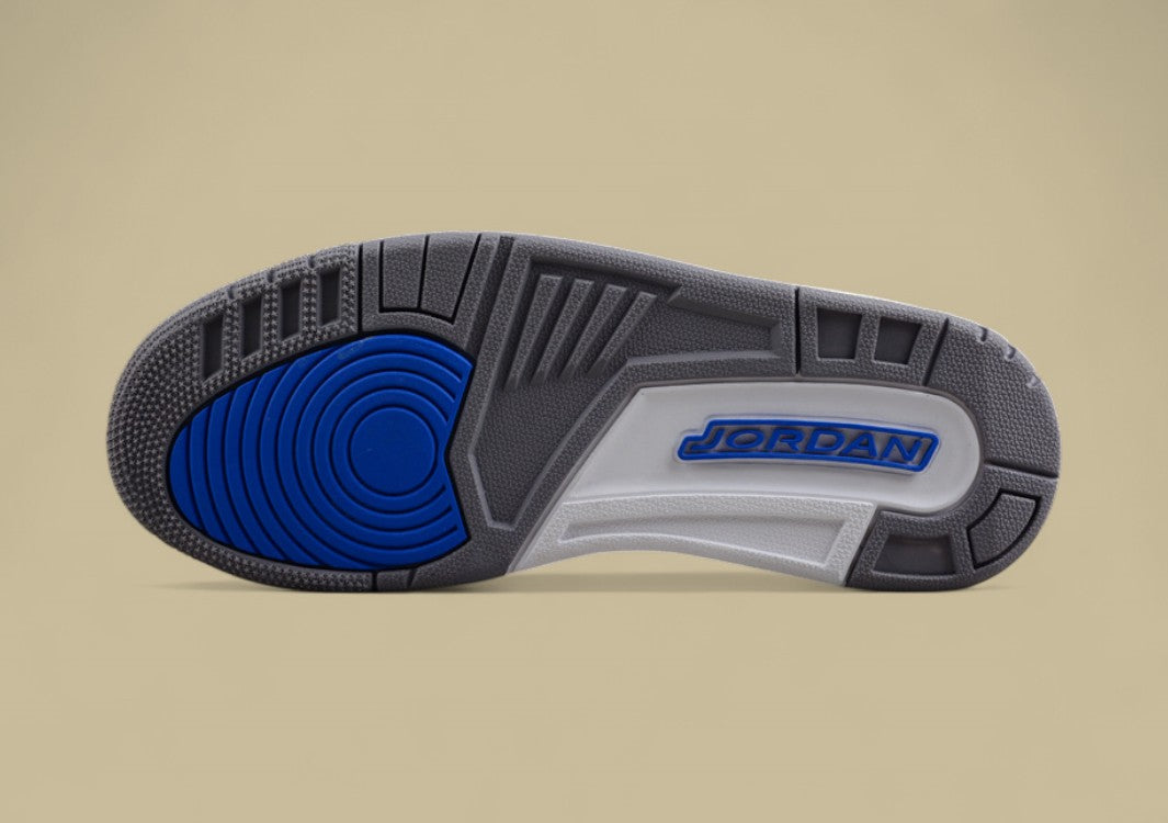 Air Jordan 3“Varsity Royal”