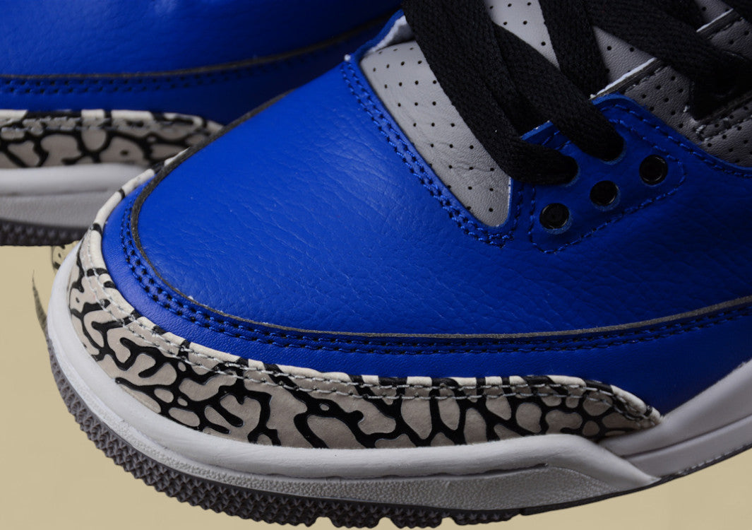 Air Jordan 3“Varsity Royal”